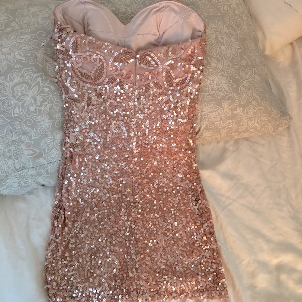 Gorgeous! Scala Blush Colored Sequined Minidress.… - image 2